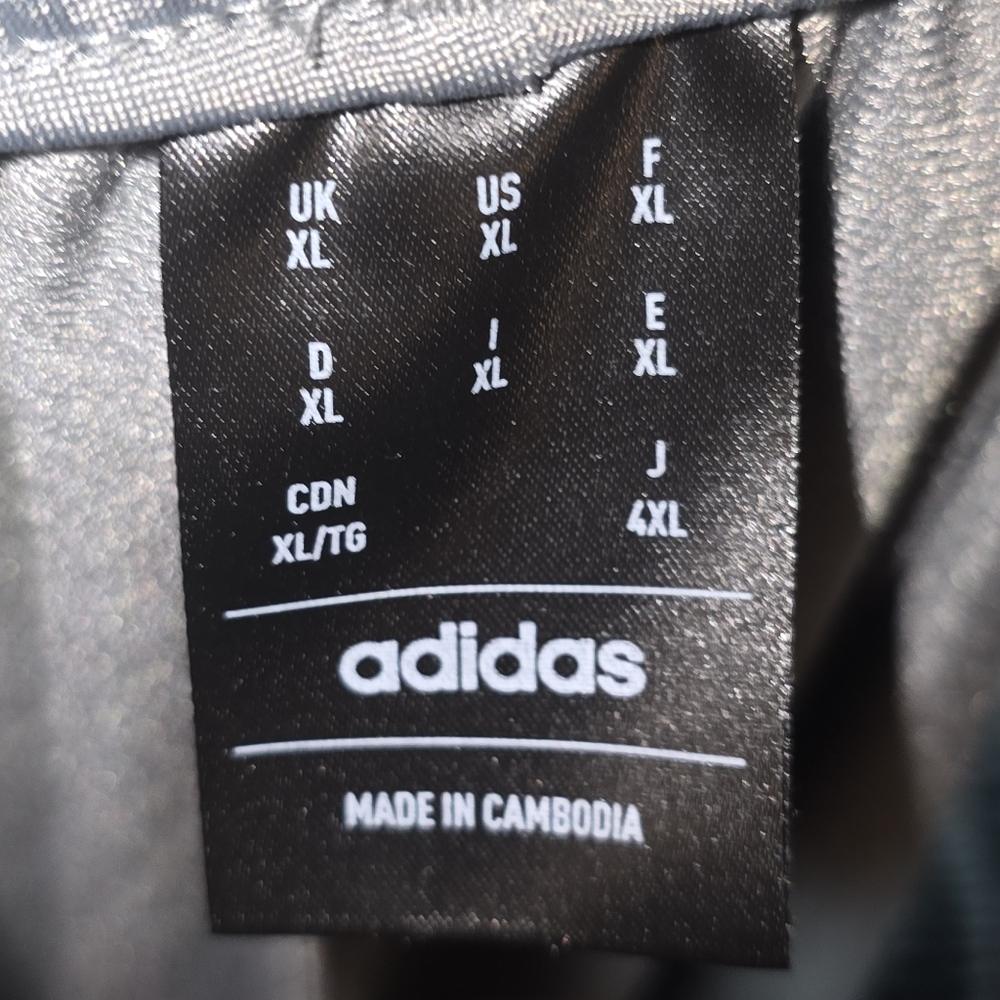 Adidas Mens, Jacket and taper Pants Green size XL, SUITS MULTI  SPORT grey four. - Picture 15 of 16